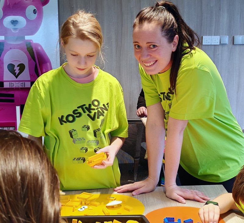 foto 4. SEZNAMKA stavitelů Kostkování 15215