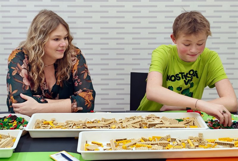 foto 4. SEZNAMKA stavitelů Kostkování 15216