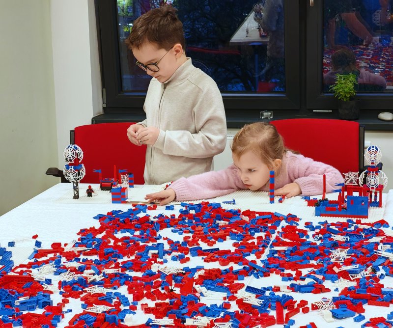 foto Červenomodrý SPIDERMAN 15380