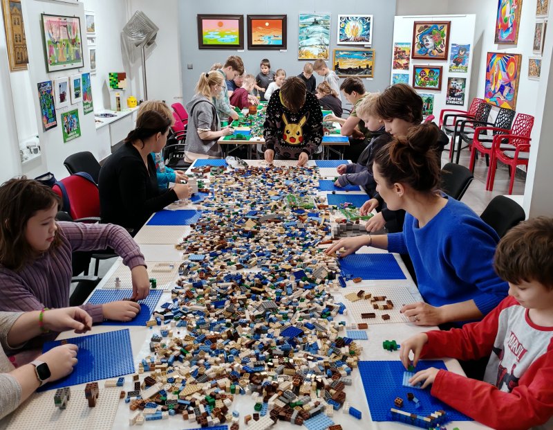 foto KOSTKY MEZI OBRAZY VII. Minecraft + Svítící ohniváci