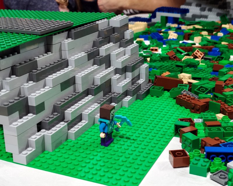 foto KOSTKY MEZI OBRAZY VII. Minecraft + Svítící ohniváci 15662