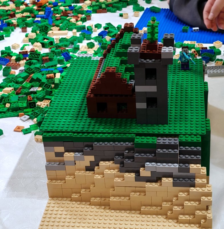 foto KOSTKY MEZI OBRAZY VII. Minecraft + Svítící ohniváci 15664