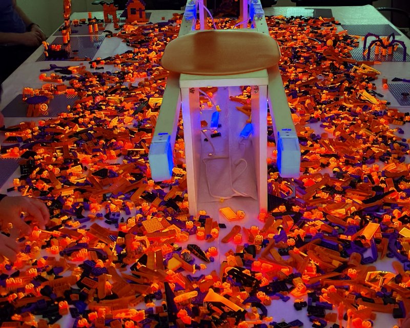 foto KOSTKY MEZI OBRAZY VII. Minecraft + Svítící ohniváci 15694