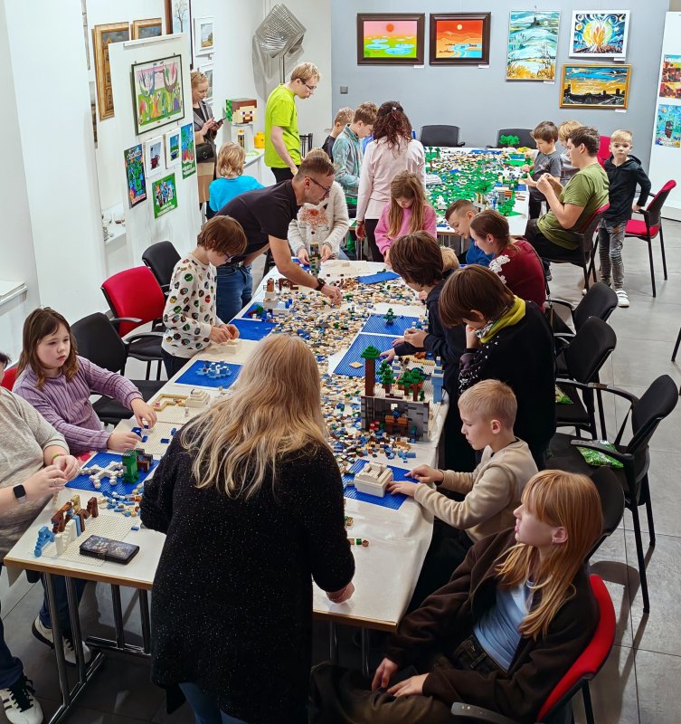 foto KOSTKY MEZI OBRAZY VII. Minecraft + Svítící ohniváci 15701