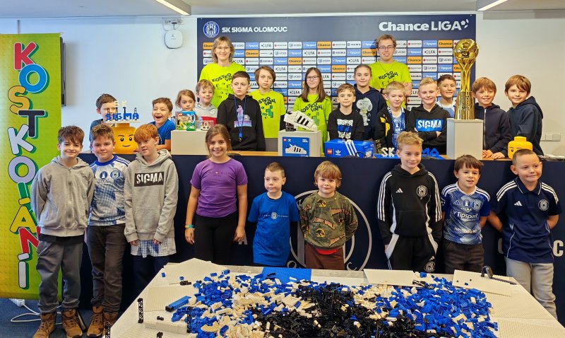 foto Kostkování MEZI FOTBALISTY 16147