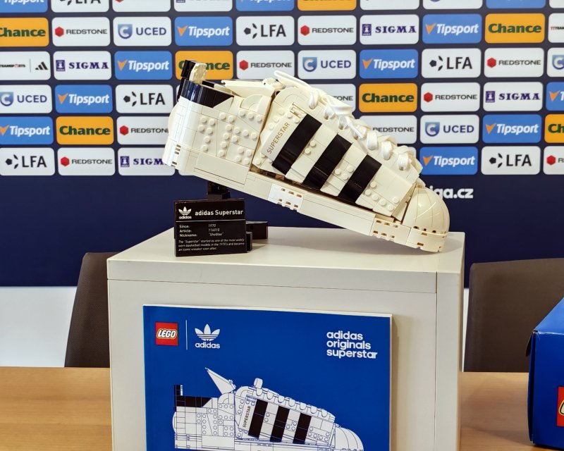 foto Kostkování MEZI FOTBALISTY 16150