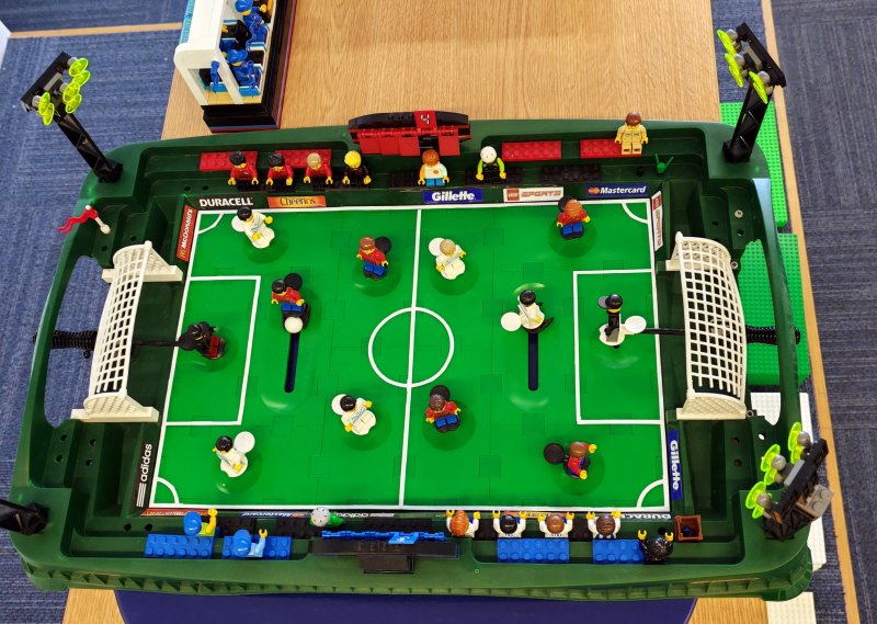 foto Kostkování MEZI FOTBALISTY 16153