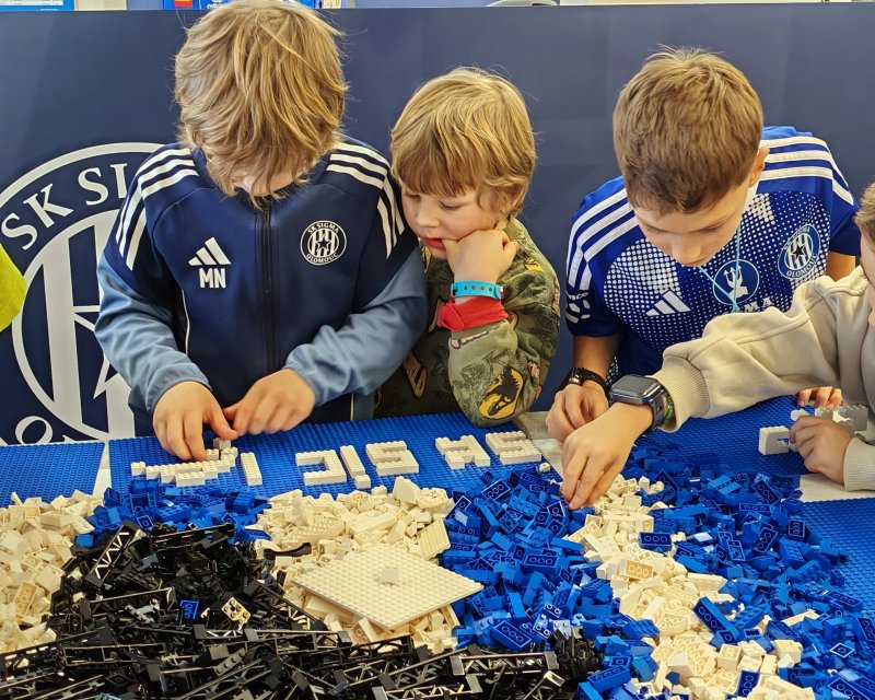 foto Kostkování MEZI FOTBALISTY 16177