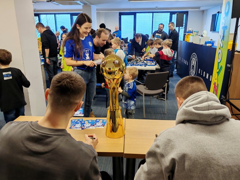 foto Kostkování MEZI FOTBALISTY 16181