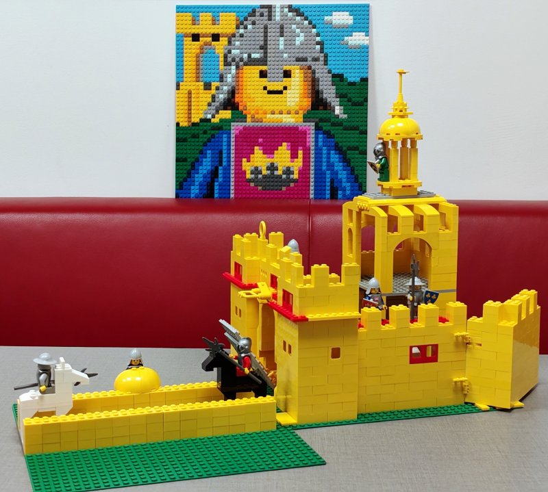 foto Žluté RETRO hrady 16341