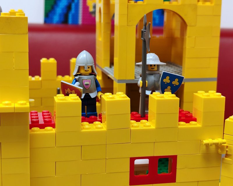 foto Žluté RETRO hrady 16342