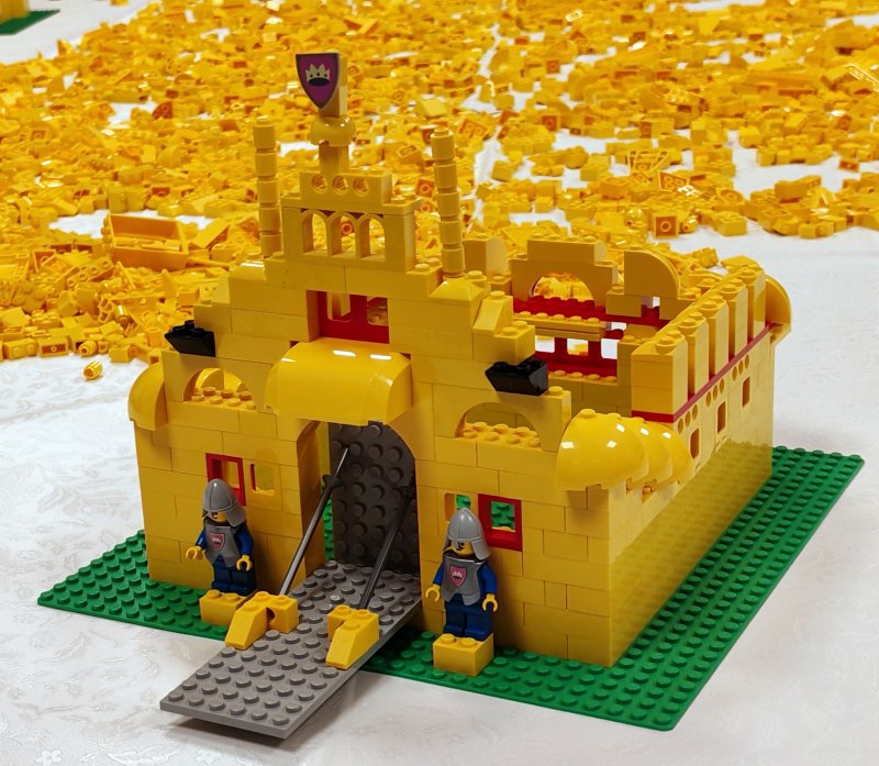 foto Žluté RETRO hrady 16343