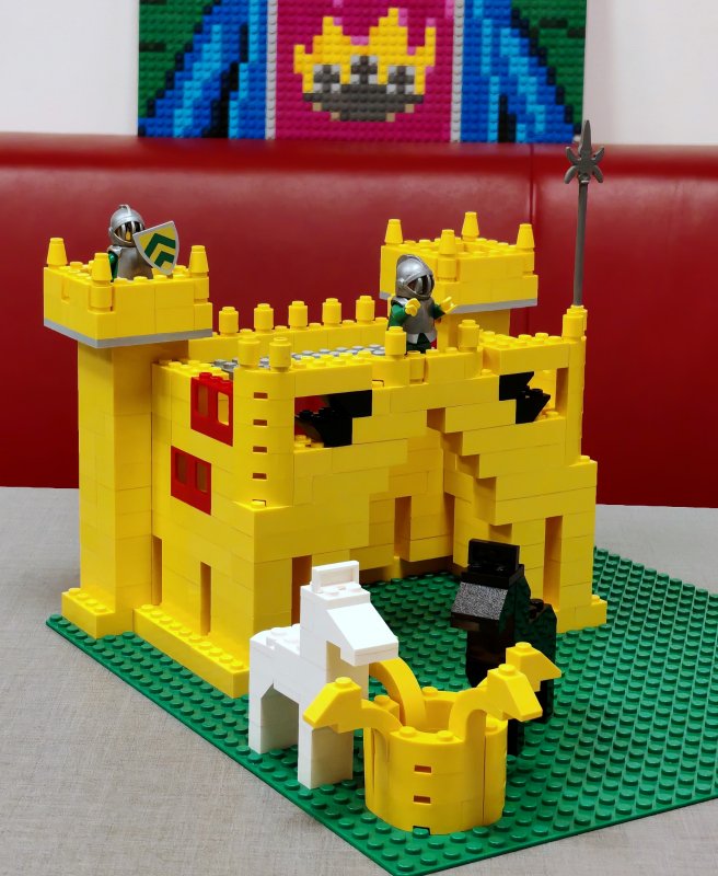 foto Žluté RETRO hrady 16344