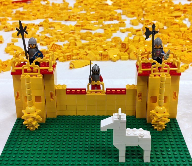 foto Žluté RETRO hrady 16348