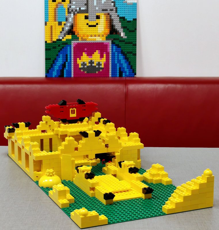 foto Žluté RETRO hrady 16356