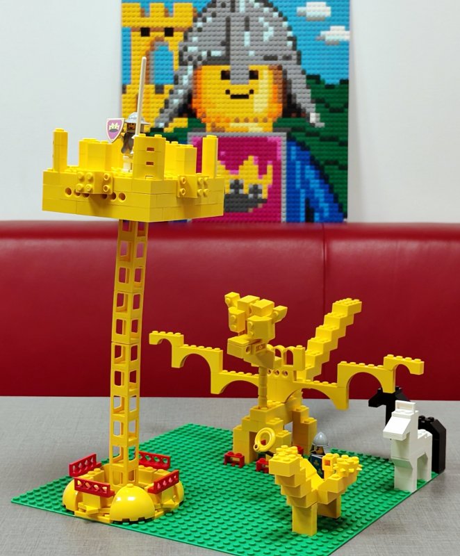 foto Žluté RETRO hrady 16373