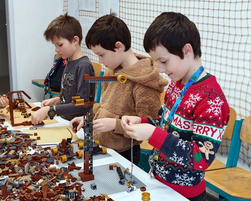 foto STEAMPUNK stroje i nástroje 16645