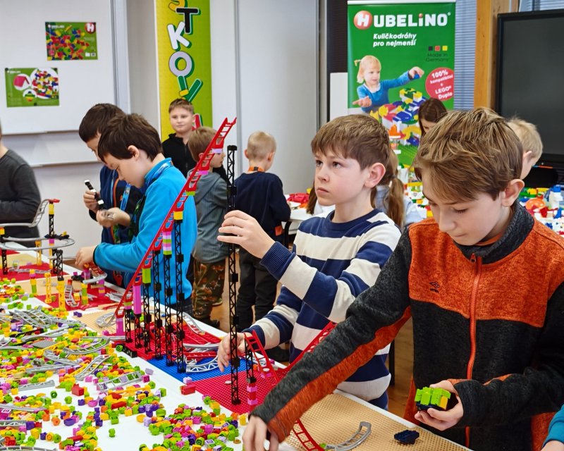 foto Kuličkodráhy a Horské dráhy