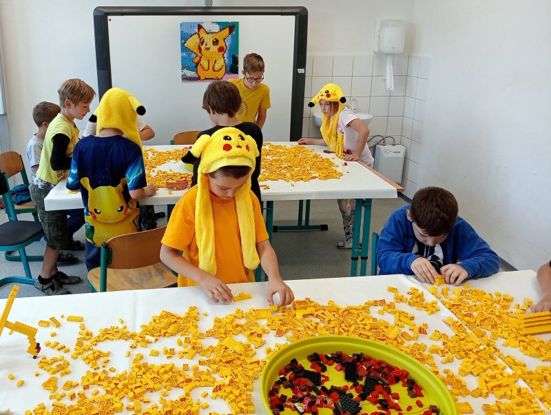 foto Pika PIKACHU 17410