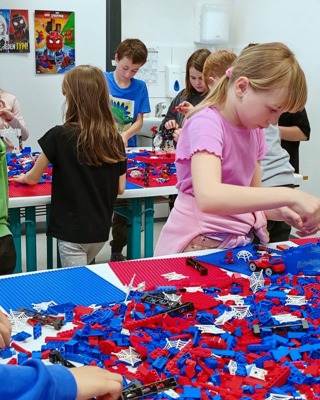 foto Tvoříme v barvách SPIDERMANA 17930