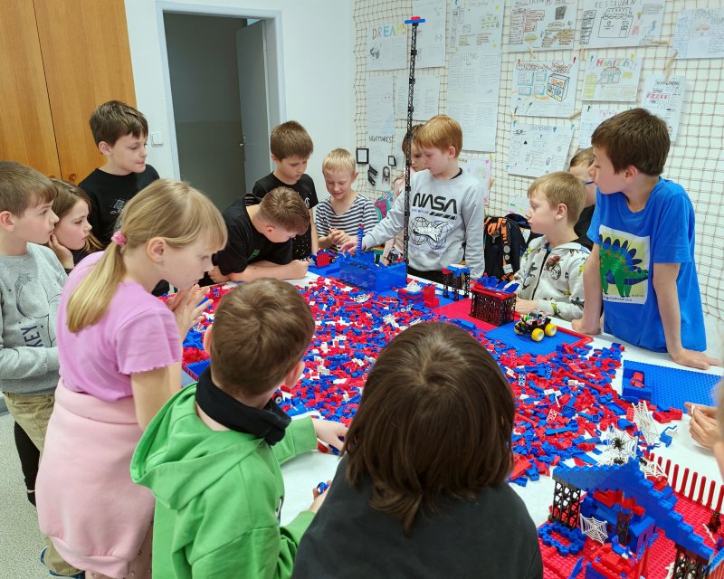 foto Tvoříme v barvách SPIDERMANA 17953